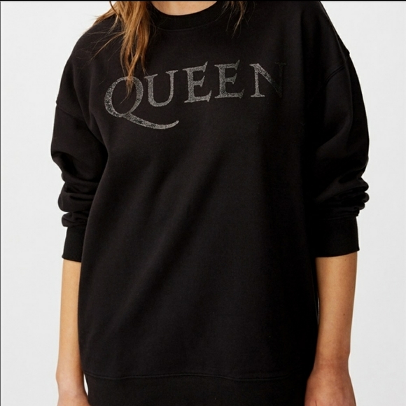 Cotton On Tops - 💜 Cotton on Black Queen Band Sweatshirt